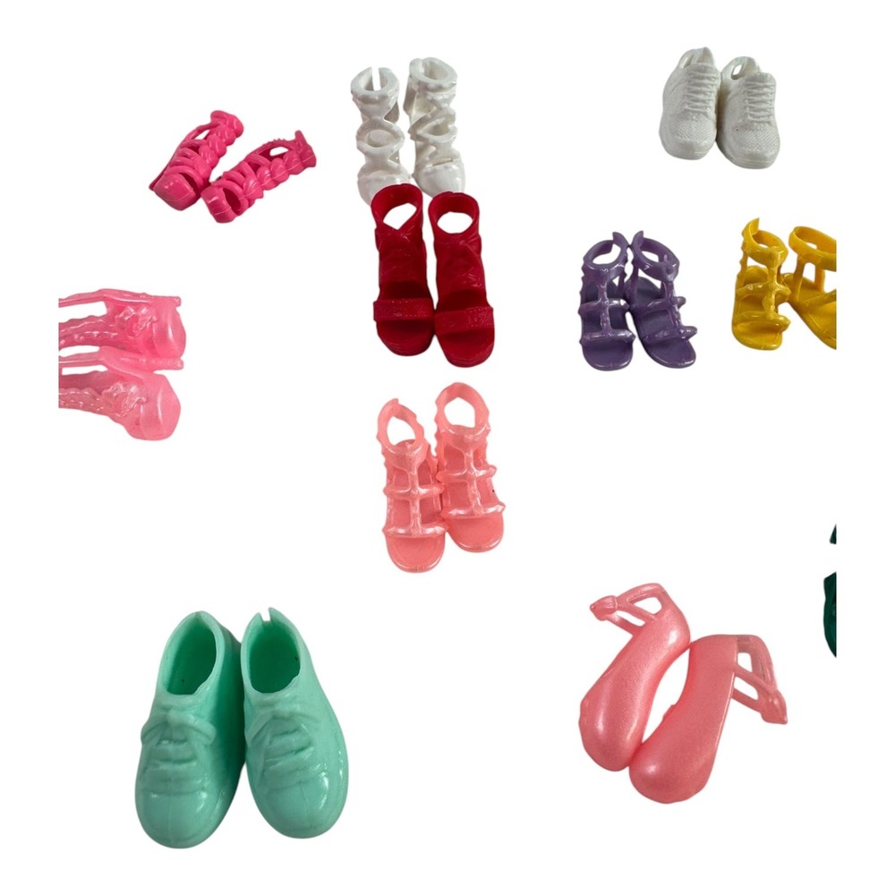 Mixed Lot 18 Pairs Fashion Doll Shoes Sneaker Sandals Heels Multi Color Assorted - Picture 3 of 6